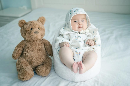 老河口宝宝多大可以喝纯牛奶